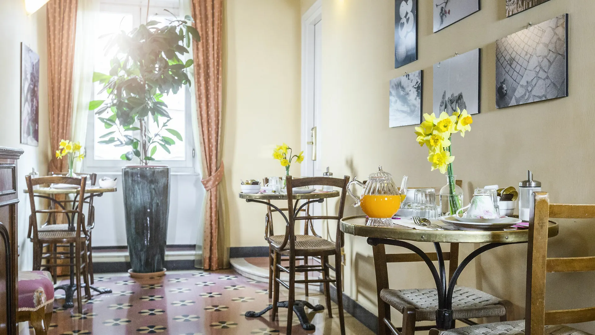 Casa De' Fiori Bed & Breakfast Rome